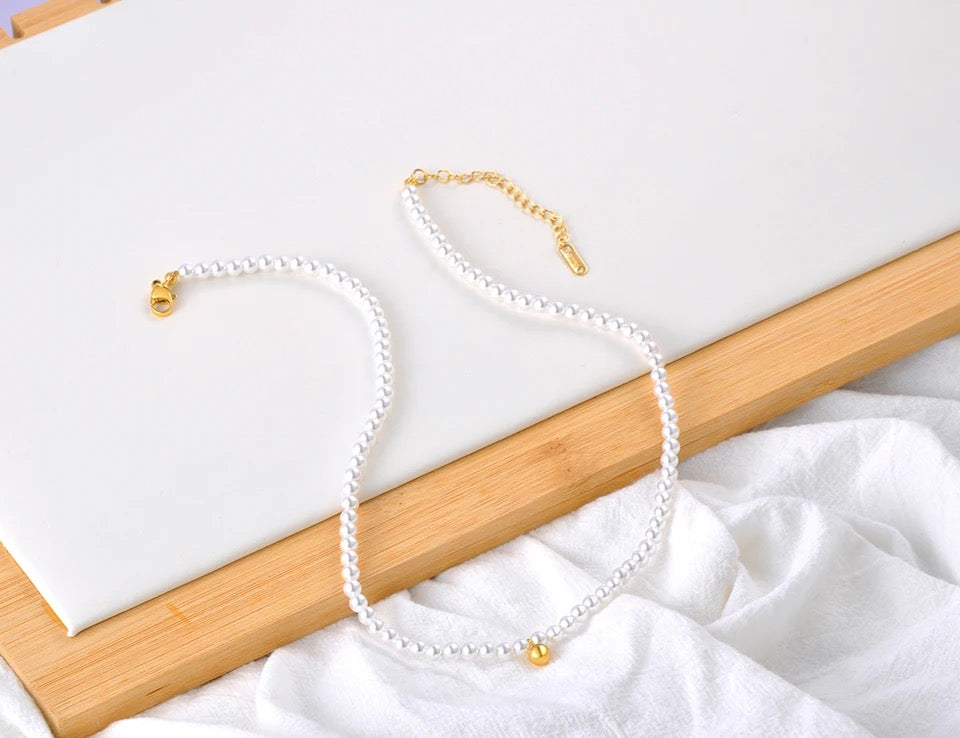 Pearl Ball Necklace