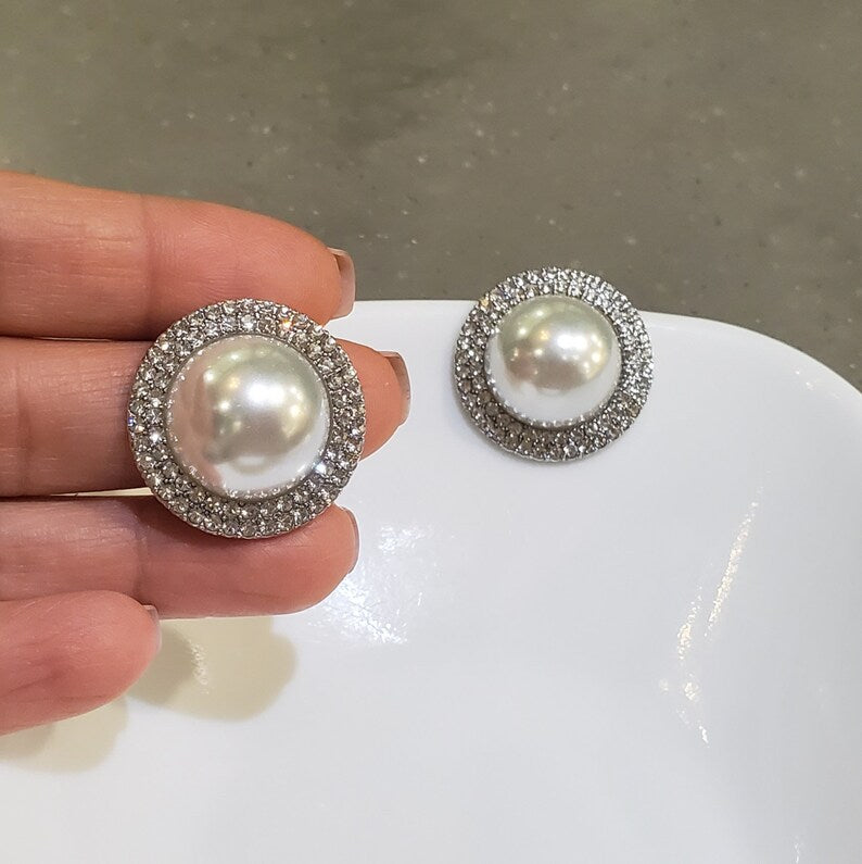 Oversized zircon Pearl Studs