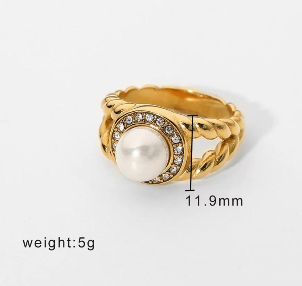 Dove Pearl Ring