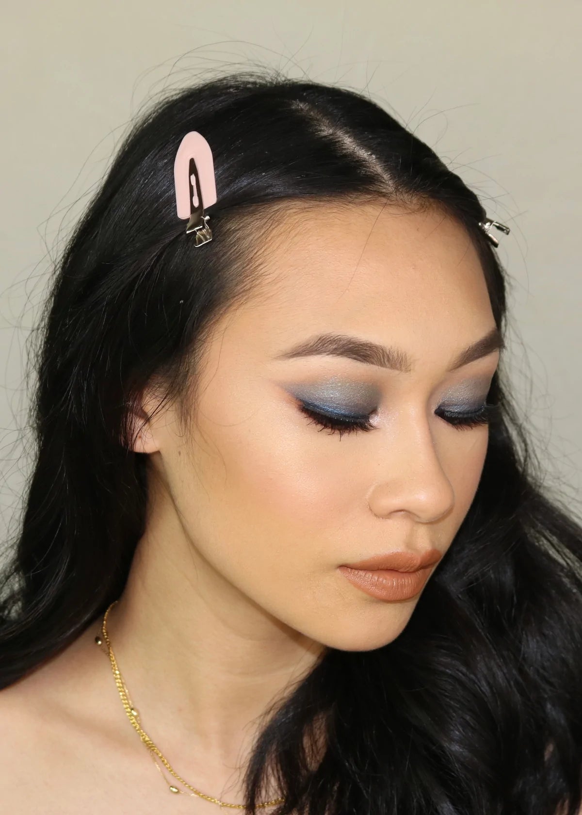 How To Wear No Crease Clips How To Wear No Crease Clips