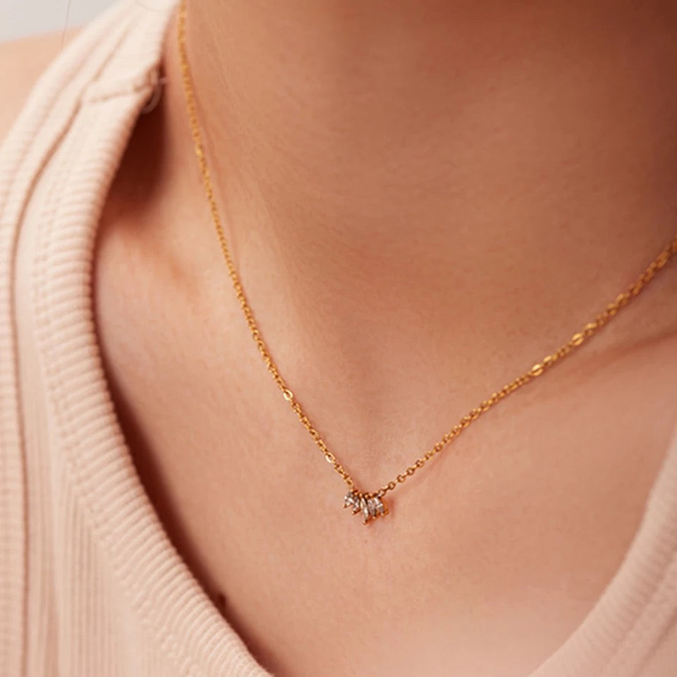 Dainty Collar Necklace