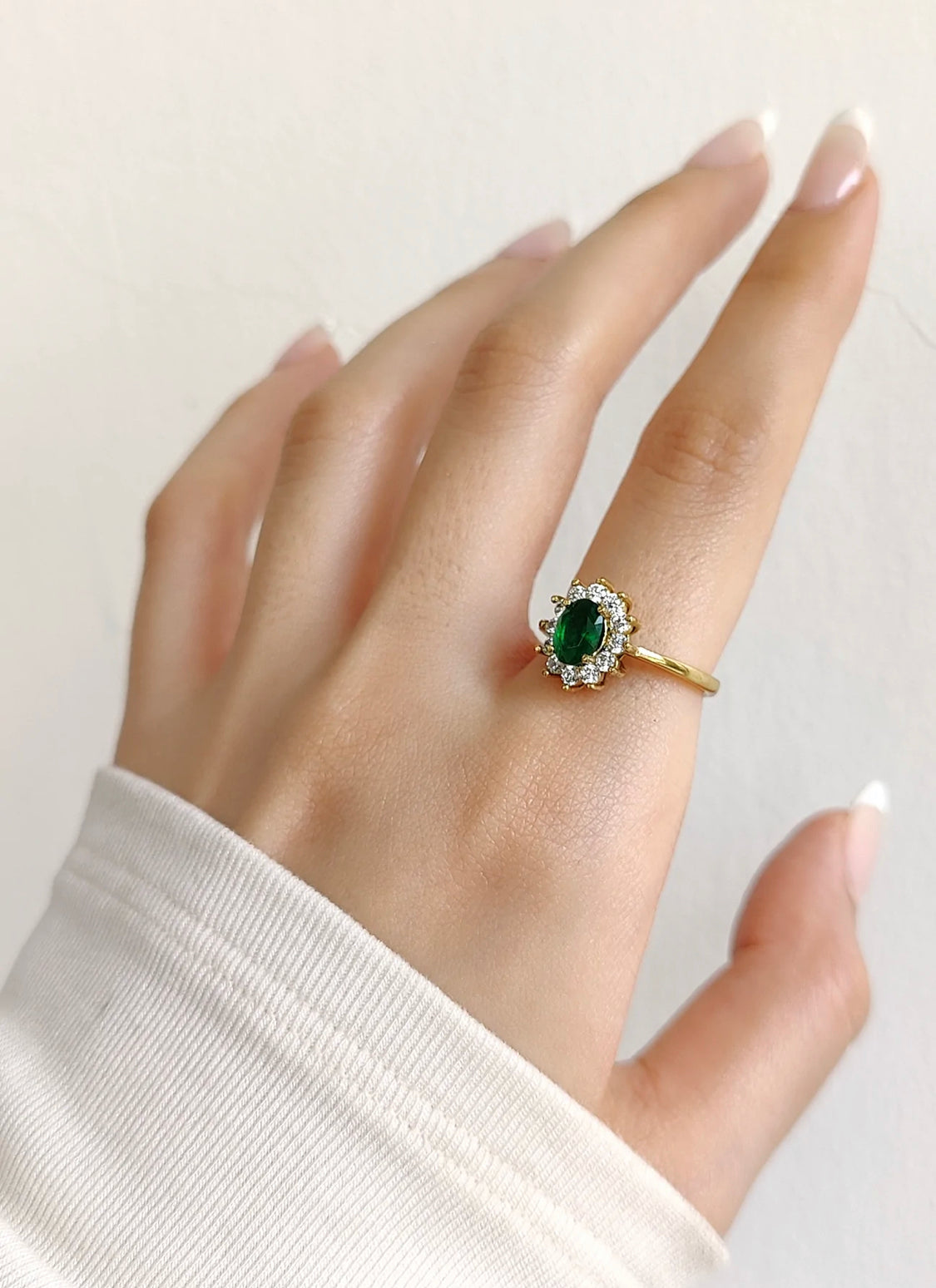 Nissa Green Ring