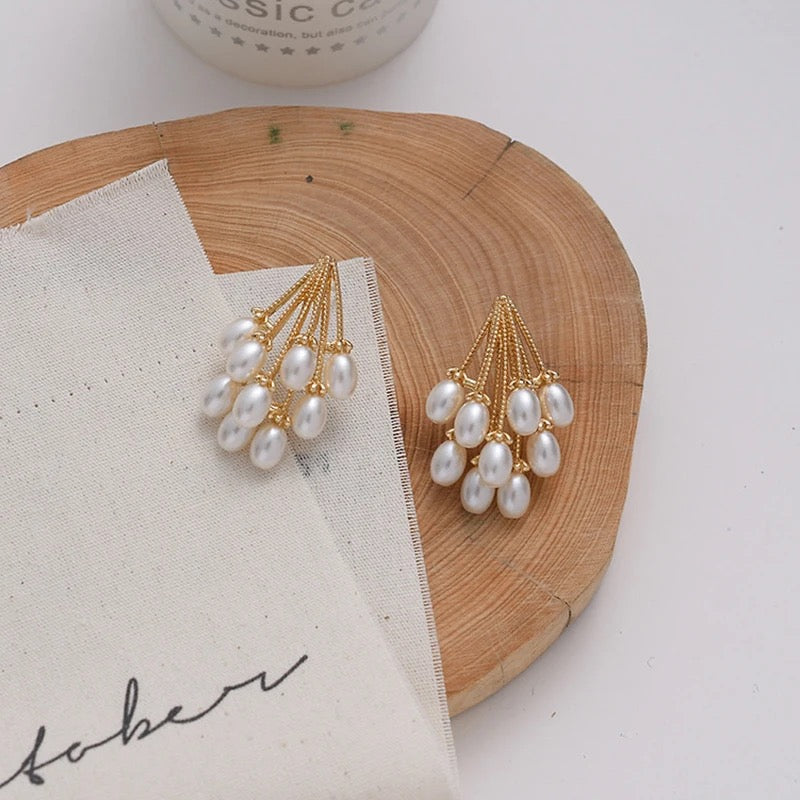 Bunch Pearl Studs