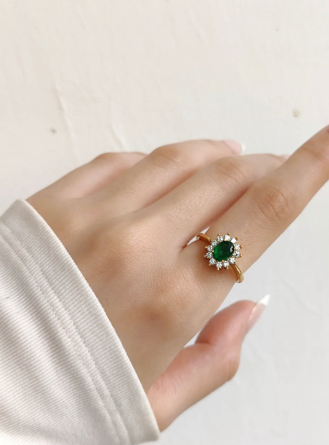 Nissa Green Ring