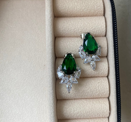 Emerald Pearcut Studs