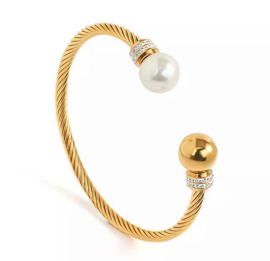 Pearl Gold Bangle 06